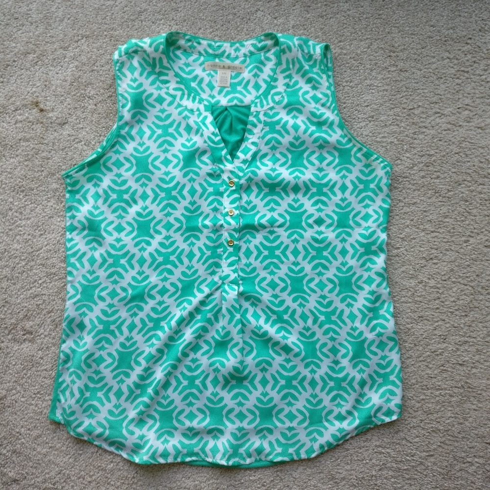 Women's tank sz L